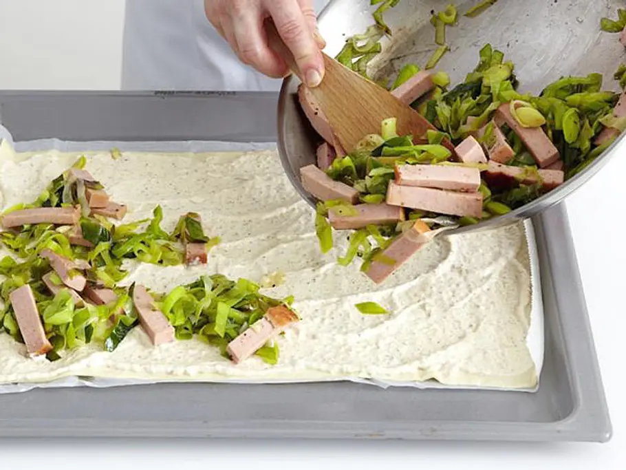 Wiesn-Flammkuchen - Schritt 5: