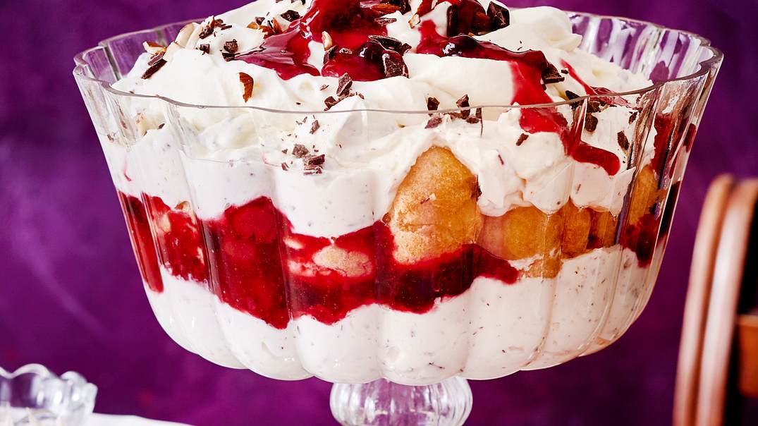 Windbeutel-Dessert Rezept - Foto: LECKER @ Bauer Media Group