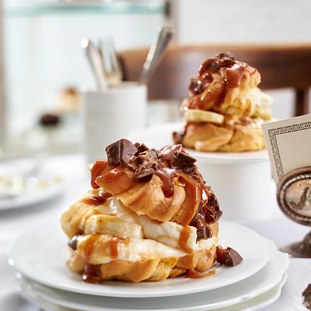Windbeutel mit Bananen-Karamell-Füllung Rezept