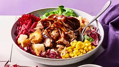 Winter-Bowl mit BBQ-Pute (Schnellkochtopf) Rezept - Foto: LECKER @ Bauer Media Group