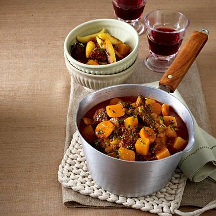 Wintergulasch mit Schupfnudeln Rezept Wintergulasch mit Schupfnudeln Rezept
