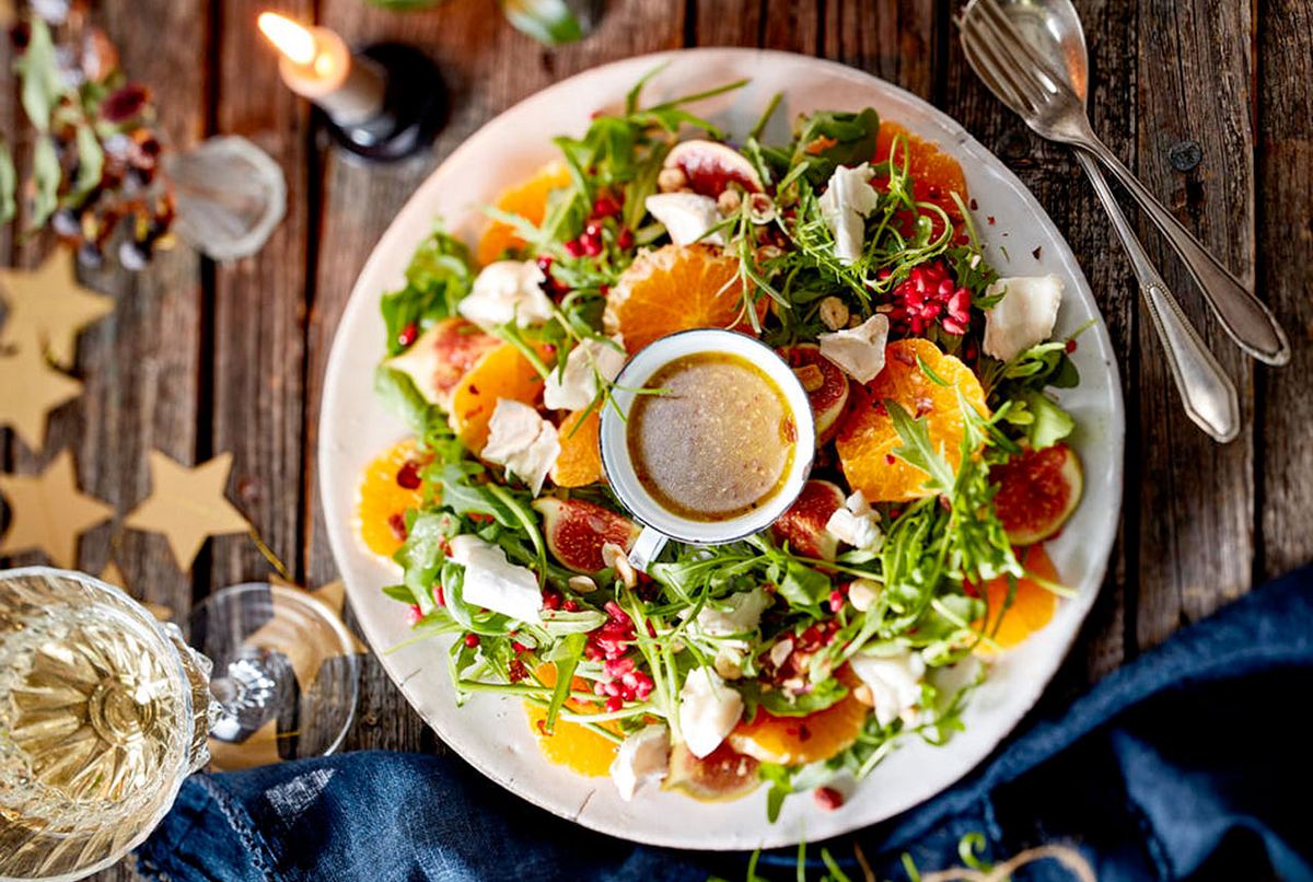 Winterlicher Clementinensalat mit Feigen und Ziegenkäse Rezept