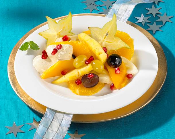 Winterlicher Obstsalat mit eiskalter Lebkuchen-Vanillesoße Rezept Winterlicher Obstsalat mit eiskalter Lebkuchen-Vanillesoße Rezept