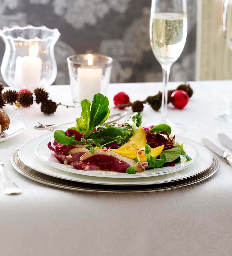 Wintersalat mit Gänsebrust Rezept Wintersalat mit Gänsebrust Rezept