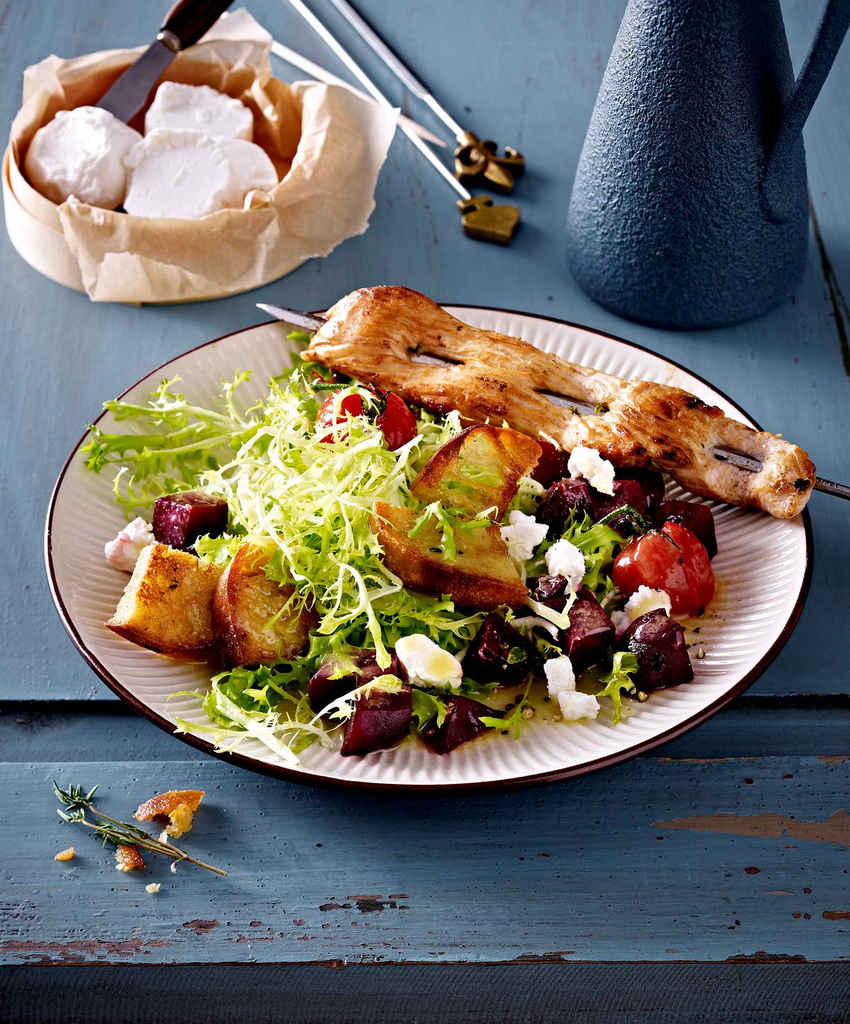 Wintersalat mit Hähnchen-Saté-Spießen Rezept