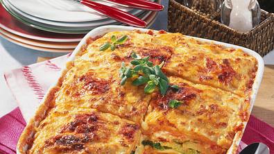 Wirsing-Kartoffel-Lasagne Rezept - Foto: LECKER @ Bauer Media Group