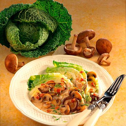 Wirsingspalten mit Pilz-Sahnesoße Rezept