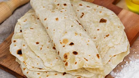 Wrap-Teig - das einfache Rezept Rezept - Foto: iStock / larik_malasha