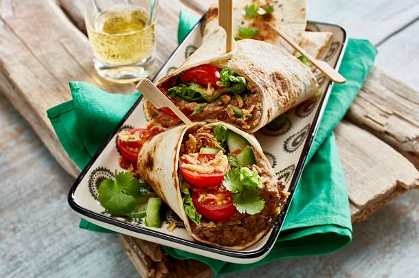 Wraps mit Bohnen-Hummus Rezept Wraps mit Bohnen-Hummus Rezept