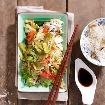 Würziger Weißkohl aus dem Wok Rezept Würziger Weißkohl aus dem Wok Rezept