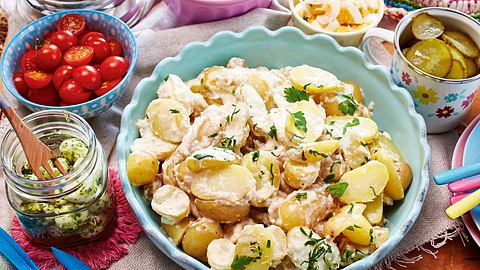 Wunschkartoffelsalat zum Selbermischen Rezept - Foto: House of Food / Bauer Food Experts KG