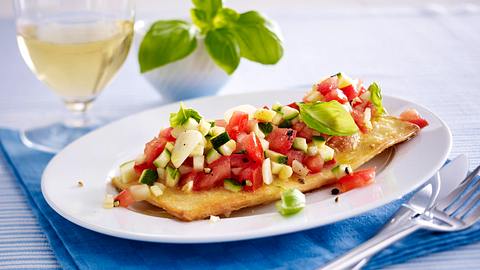 Würzige Bruschetta mit Tomaten und Zucchini Rezept - Foto: House of Food / Bauer Food Experts KG