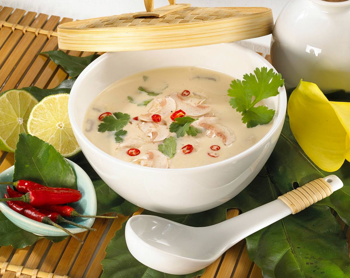 Würzige Champignonsuppe mit Chilischoten Rezept