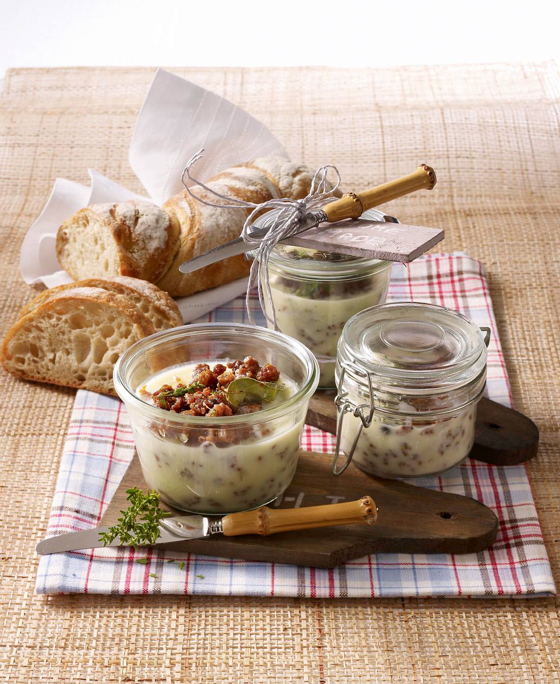 Würziges Mett-Rillett mit Schmalz Rezept | LECKER