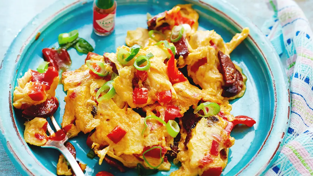 Würziges Rührei mit Chorizo Rezept - Foto: LECKER @ Bauer Media Group Würziges Rührei mit Chorizo Rezept - Foto: LECKER @ Bauer Media Group