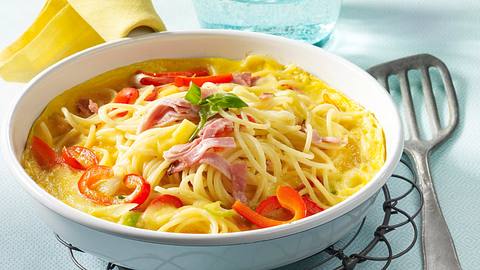 Würziges Spaghetti-Omelett Rezept - Foto: House of Food / Bauer Food Experts KG