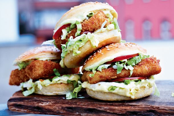 Zanderburger mit Yuzu-Zitrone Rezept Zanderburger mit Yuzu-Zitrone Rezept