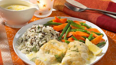 Zanderfilet mit Bohnen-Möhrengemüse und Reis Rezept - Foto: House of Food / Bauer Food Experts KG