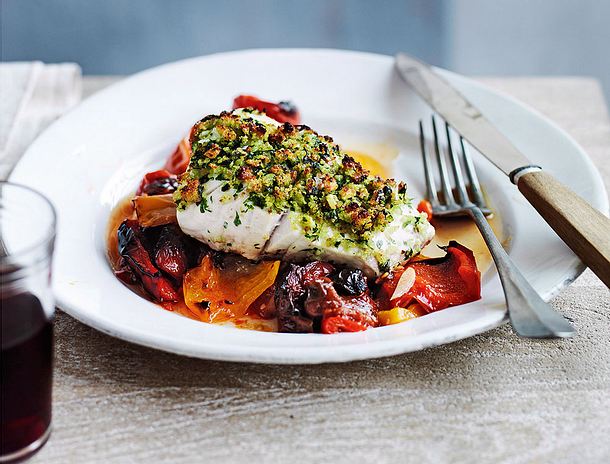 Zanderfilet mit Grissini-Kruste auf Paprika Rezept Zanderfilet mit Grissini-Kruste auf Paprika Rezept