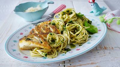 Zanderfilet mit Pesto-Spaghetti Rezept - Foto: House of Food / Bauer Food Experts KG