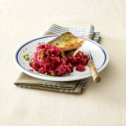 Zanderfilet Mit Rote Bete Puree Rezept Lecker