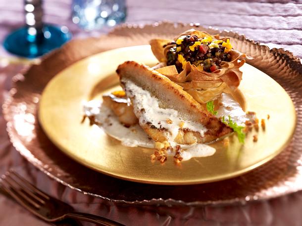 Zanderfilet mit Senfschaum und Filokörbchen Rezept Zanderfilet mit Senfschaum und Filokörbchen Rezept
