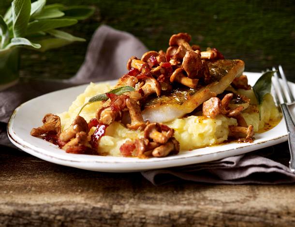 Zanderfilet mit Speckpfifferlingen Rezept Zanderfilet mit Speckpfifferlingen Rezept
