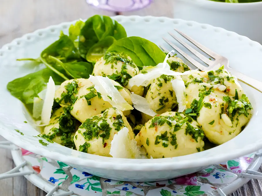 Zarte Gnocchi in Bärlauchbutter Rezept