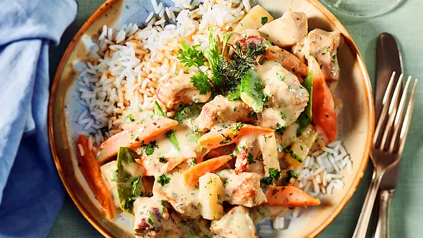 Zartes Ragout vom Kalb mit Butterreis Rezept - Foto: LECKER @ Bauer Media Group