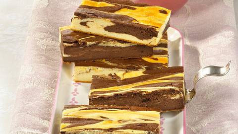 Zebra-Käseblechkuchen Rezept - Foto: Först, Thomas