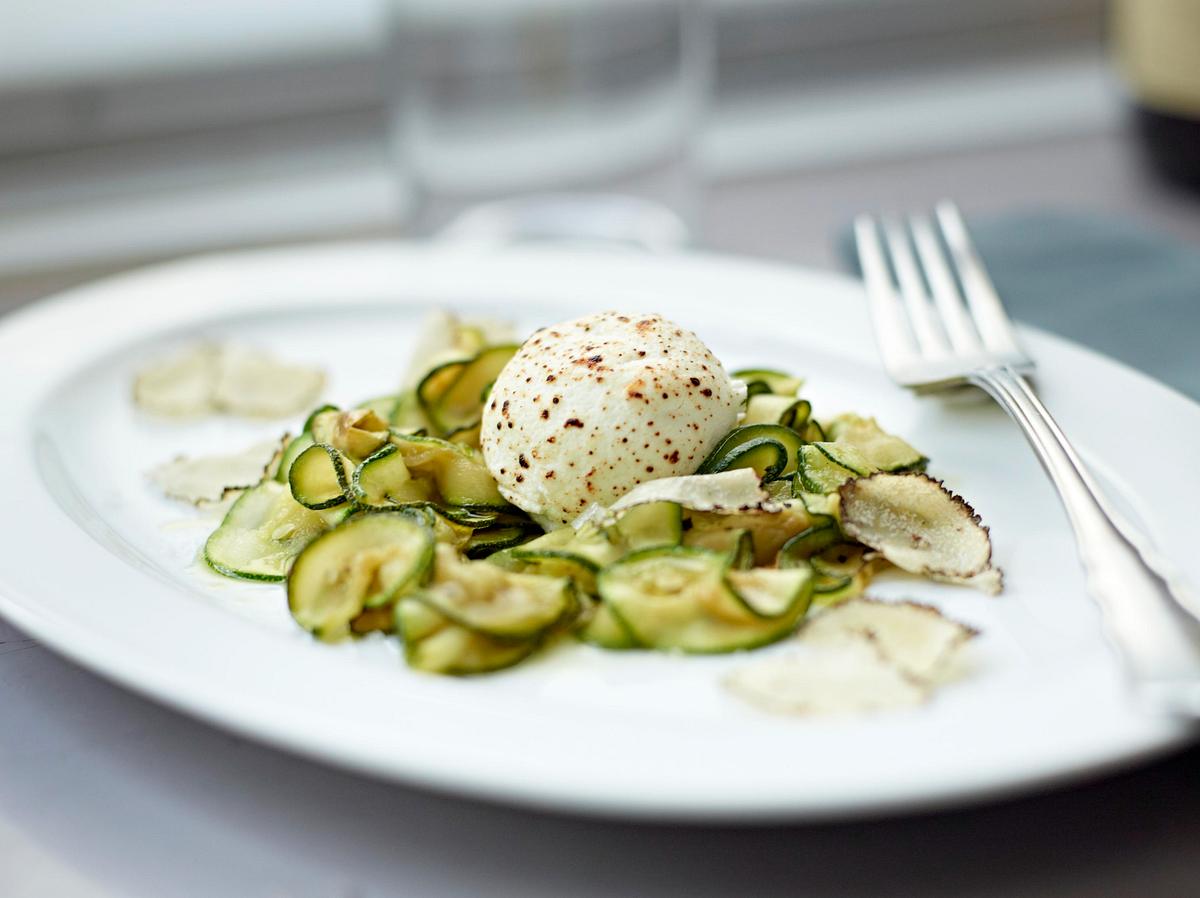 Ziegenkäse mit Zucchini und Sommertrüffeln Rezept