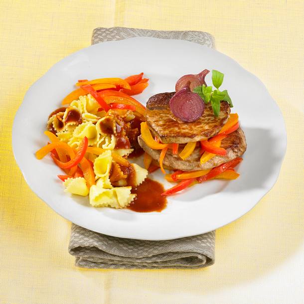 Zigeunerschnitzel mit Knöpflinudeln Rezept Zigeunerschnitzel mit Knöpflinudeln Rezept