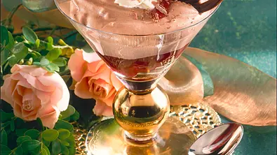 Zimt-Haselnuss-Mousse Rezept - Foto: LECKER @ Bauer Media Group