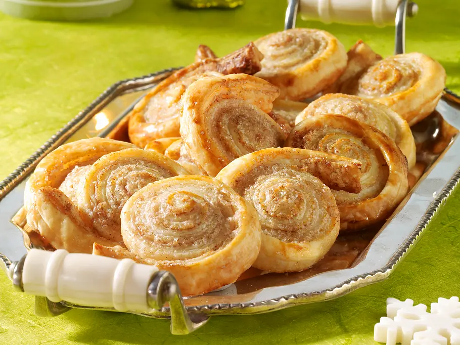 Zimtschnecken-Plätzchen-Blätterteig-Rezept Zimtschnecken-Plätzchen aus Blätterteig Rezept