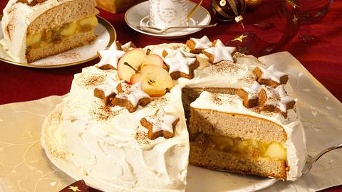 Zimtsterntorte Rezept - Foto: House of Food / Bauer Food Experts KG