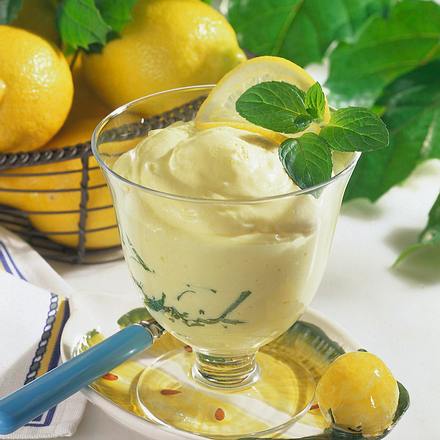 Zitronen-Minzcreme Rezept Zitronen-Minzcreme Rezept