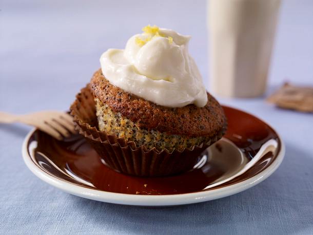 Zitronen-Mohn-Muffins Rezept Zitronen-Mohn-Muffins Rezept