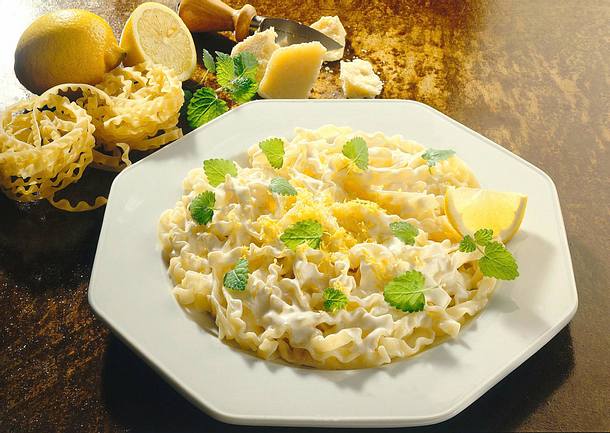 Zitronen-Nudeln Rezept Zitronen-Nudeln Rezept