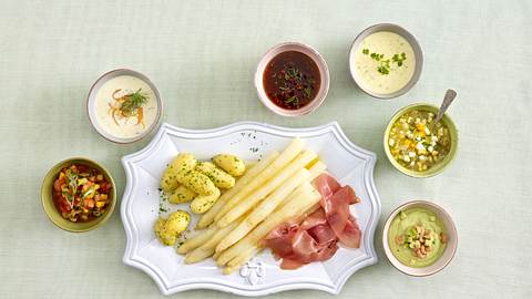 Zitronen-Sahnesoße mit Lachs Rezept - Foto: House of Food / Bauer Food Experts KG