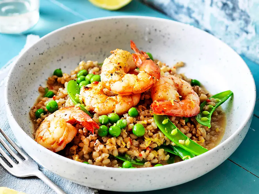 Zitronen-Shrimps auf Gemüse-Graupen Rezept Zitronen-Shrimps auf Gemüse-Graupen Rezept