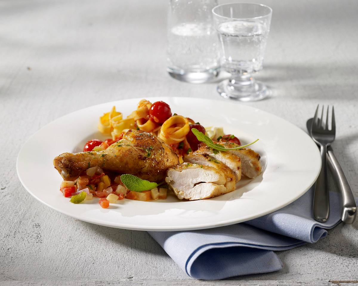 Zitronenhuhn mit Gemüse und leichten Tomaten-Ingwer-Nudeln (Promi-Rezept) Rezept