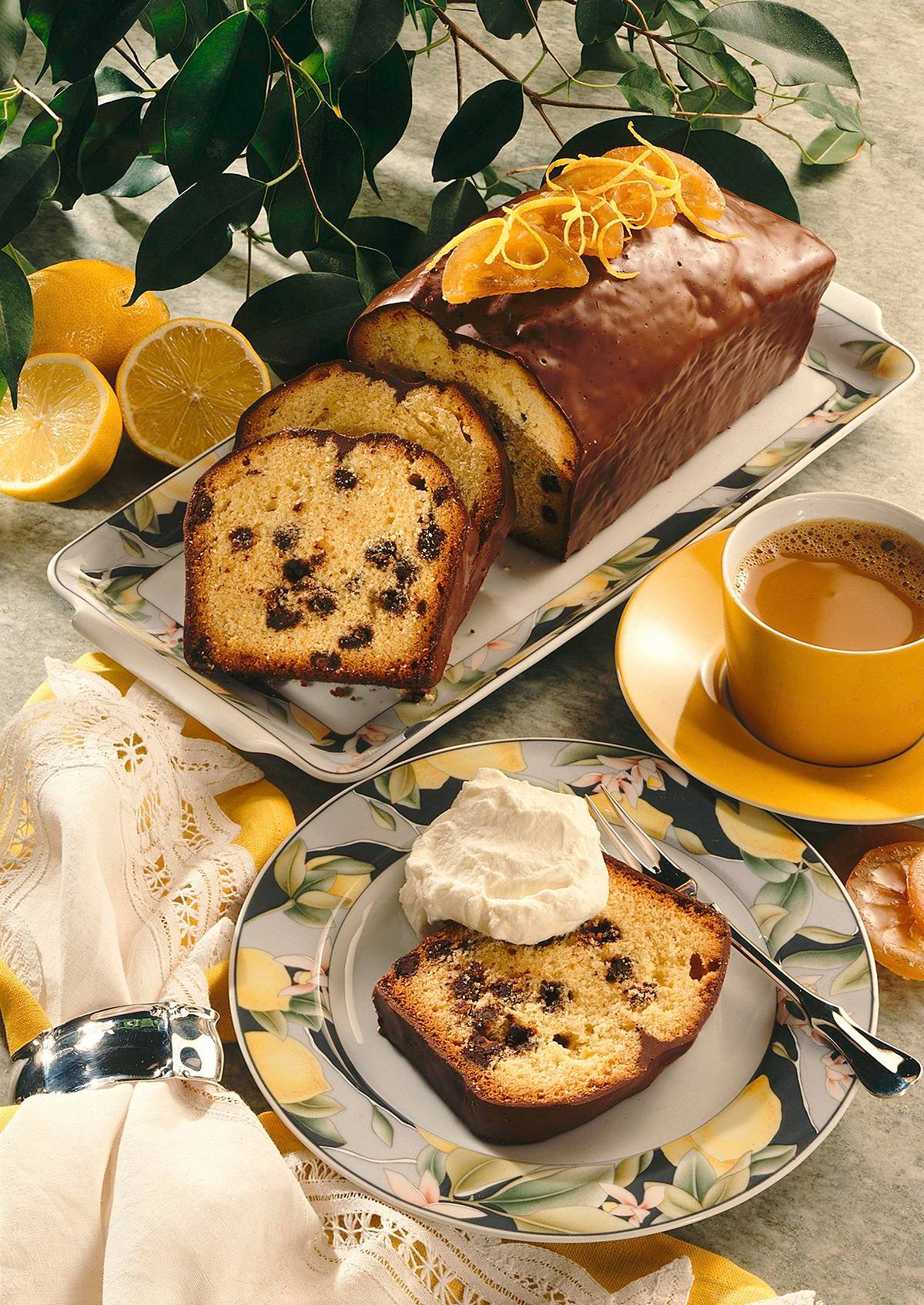 Zitronenkuchen mit Schokotröpfchen Rezept