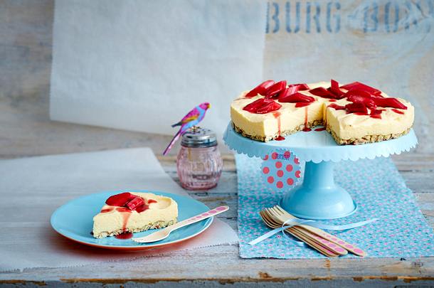 Zitronenmousse-Torte Rezept