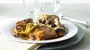 Zitronenschnitzel mit Blaubeer-Risotto Rezept - Foto: LECKER @ Bauer Media Group