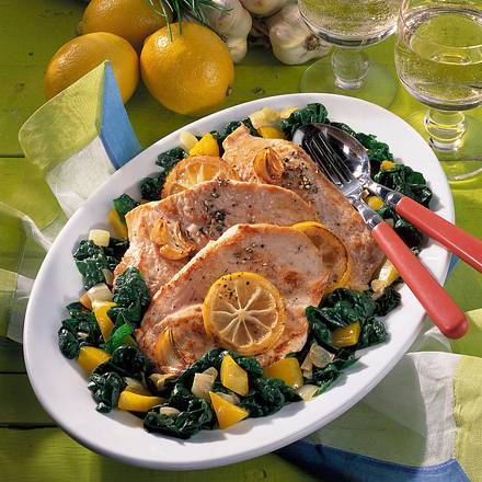 Zitronenschnitzel mit feinem Gemüse Rezept Zitronenschnitzel mit feinem Gemüse Rezept