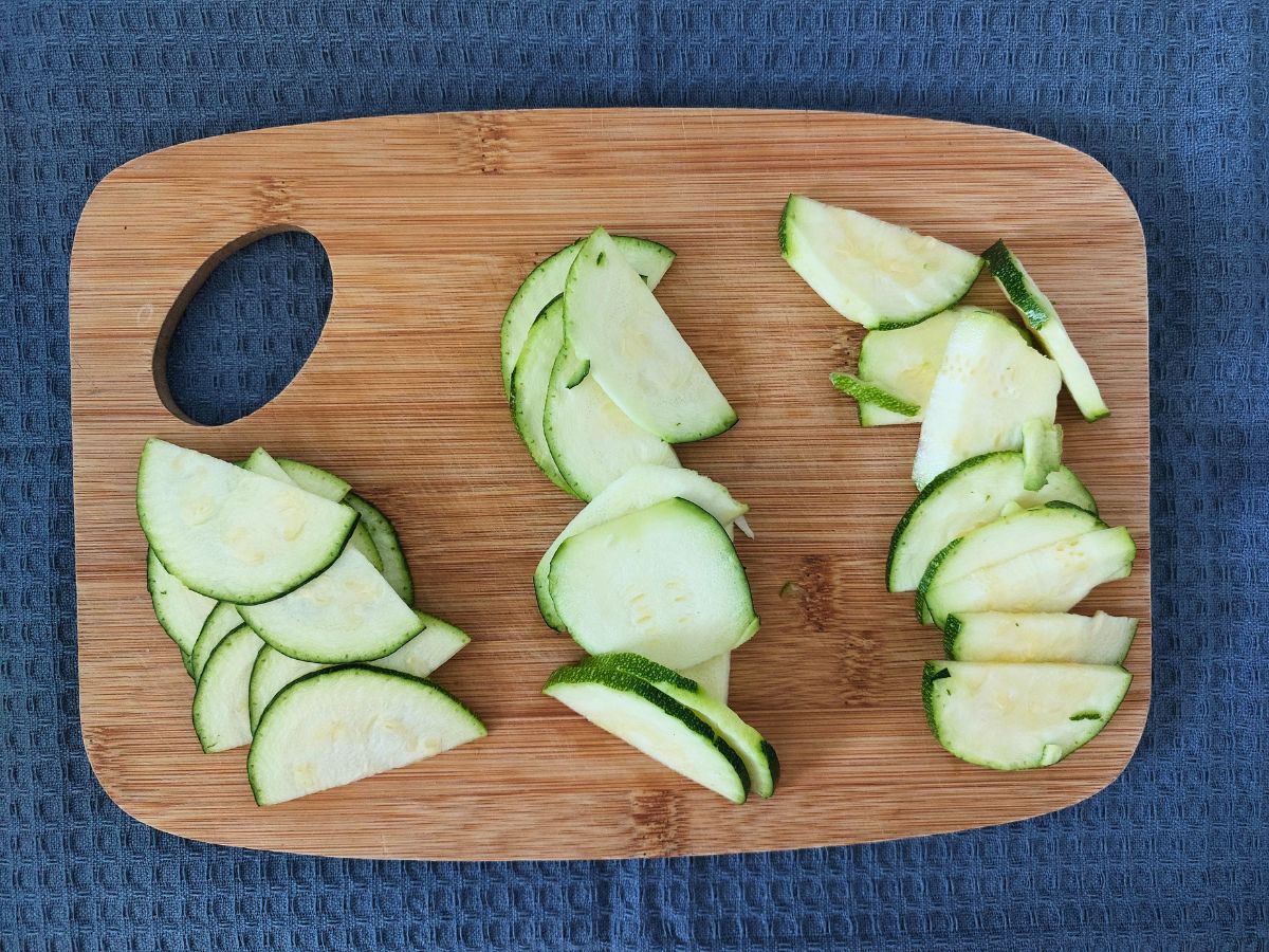 feine, mittelfeine, dicke Zucchinischeiben