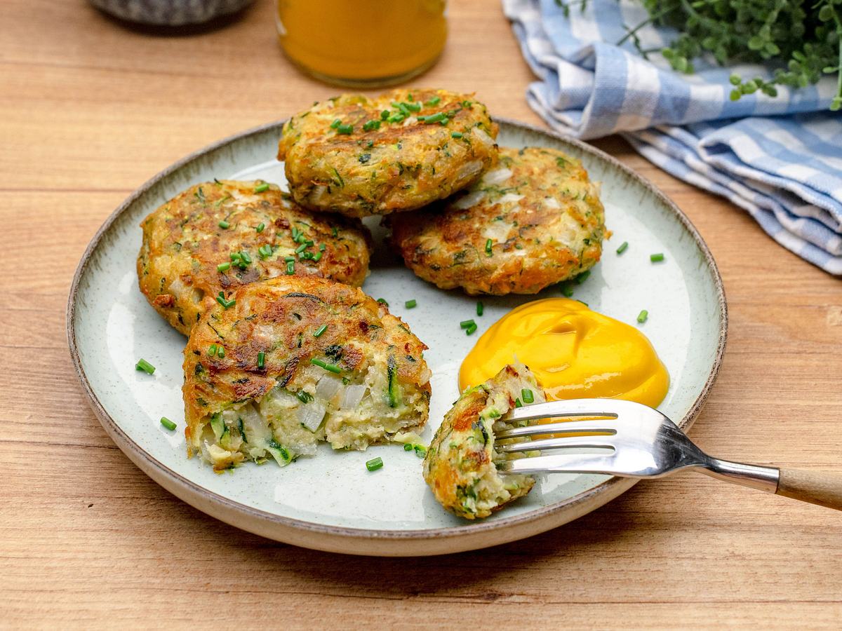 Zucchini-Bratlinge Rezept