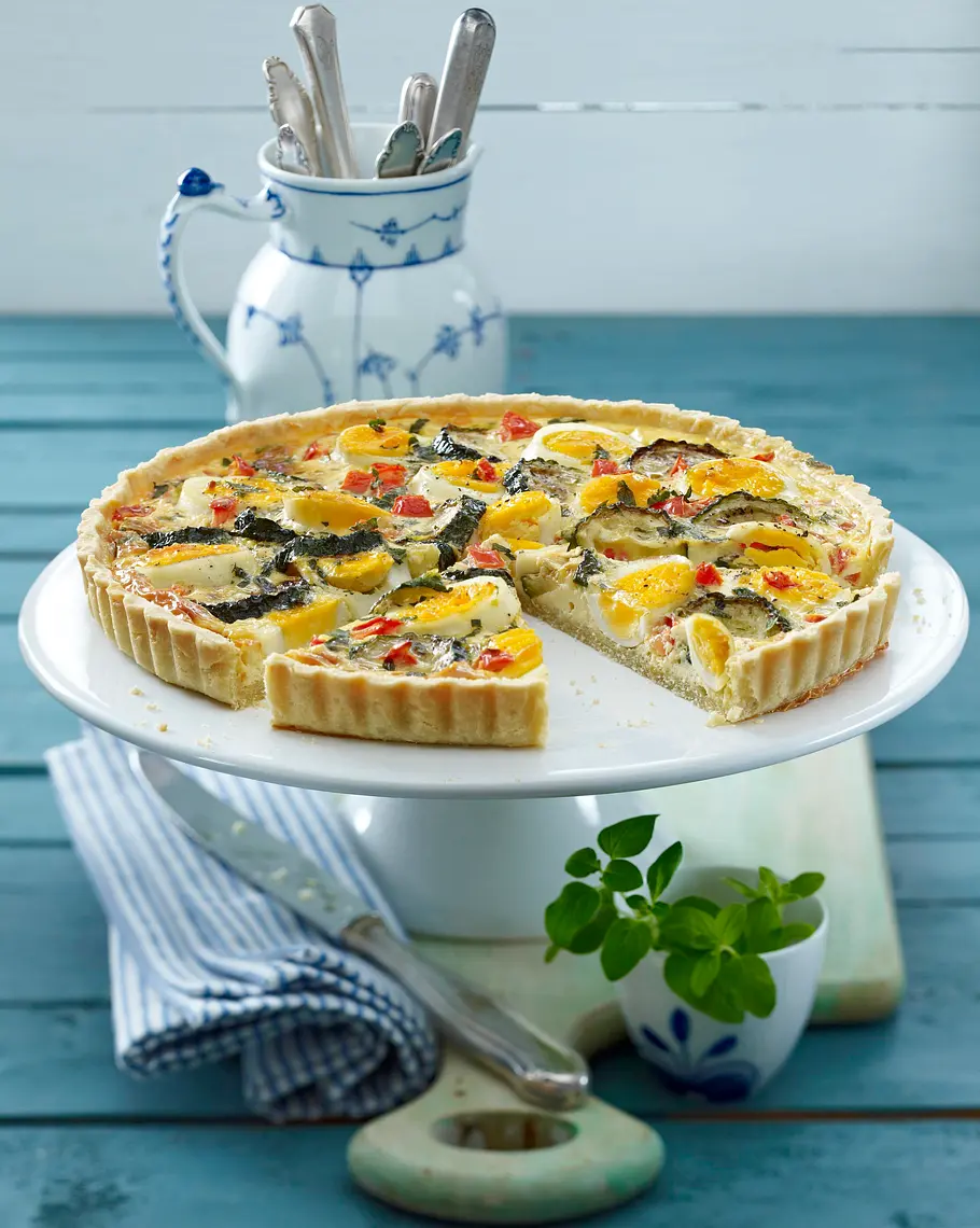 Zucchini-Eier-Quiche mit Käsecreme Rezept Zucchini-Eier-Quiche mit Käsecreme Rezept