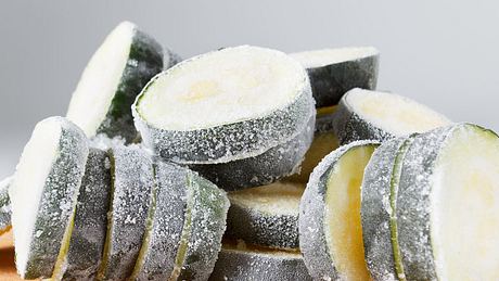 Gefrorene Zucchini - Foto: bravissimos, Adobe Stock