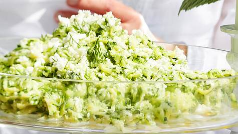 Zucchini-Feta-Salat Rezept - Foto: House of Food / Bauer Food Experts KG